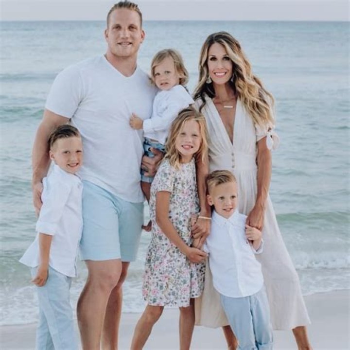 AJ Hawk's Wife: Laura Quinn Hawk's Life & Family