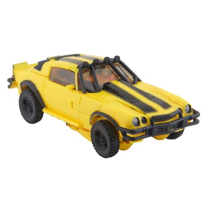 Bumblebee in 1987: Junkyard Refuge & Classic Action