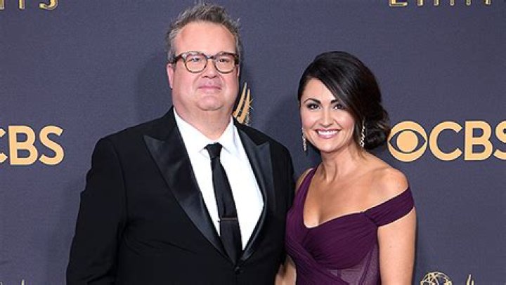 Eric Stonestreet Engaged to Lindsay Schweitzer
