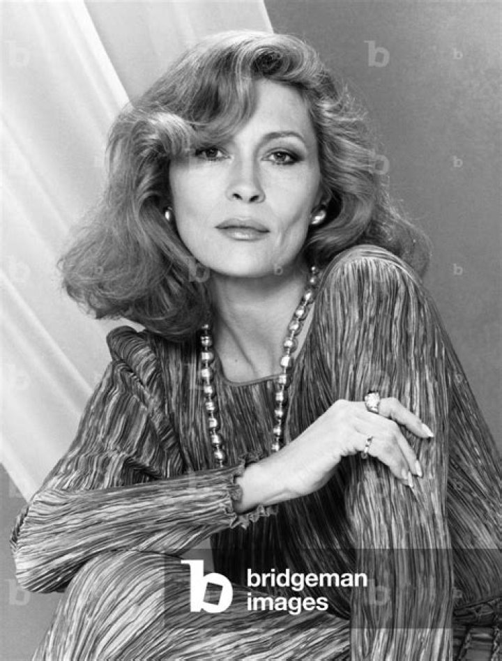 Faye Dunaway: Iconic Hollywood Actress
