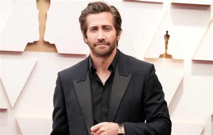 Jake Gyllenhaal's Height, Weight, and More