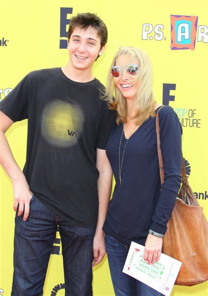 Julian Murray Stern: Lisa Kudrow's Son