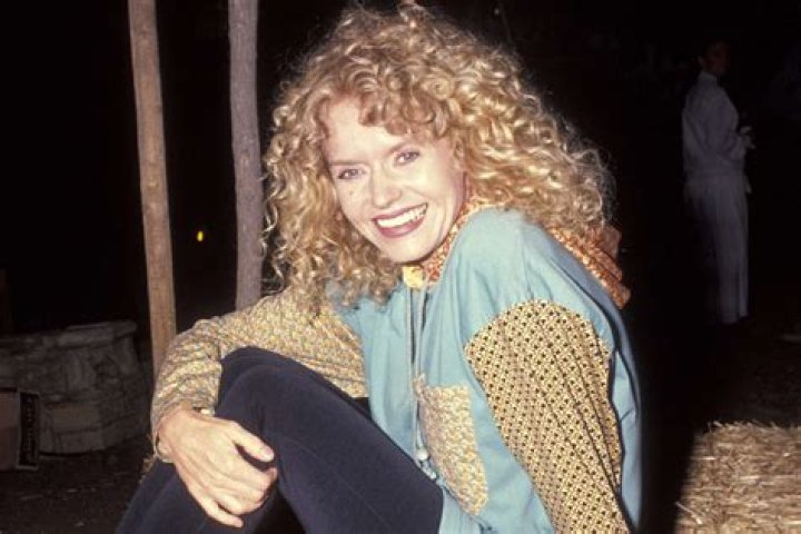 Sharon Farrell: Spouse and Relationships