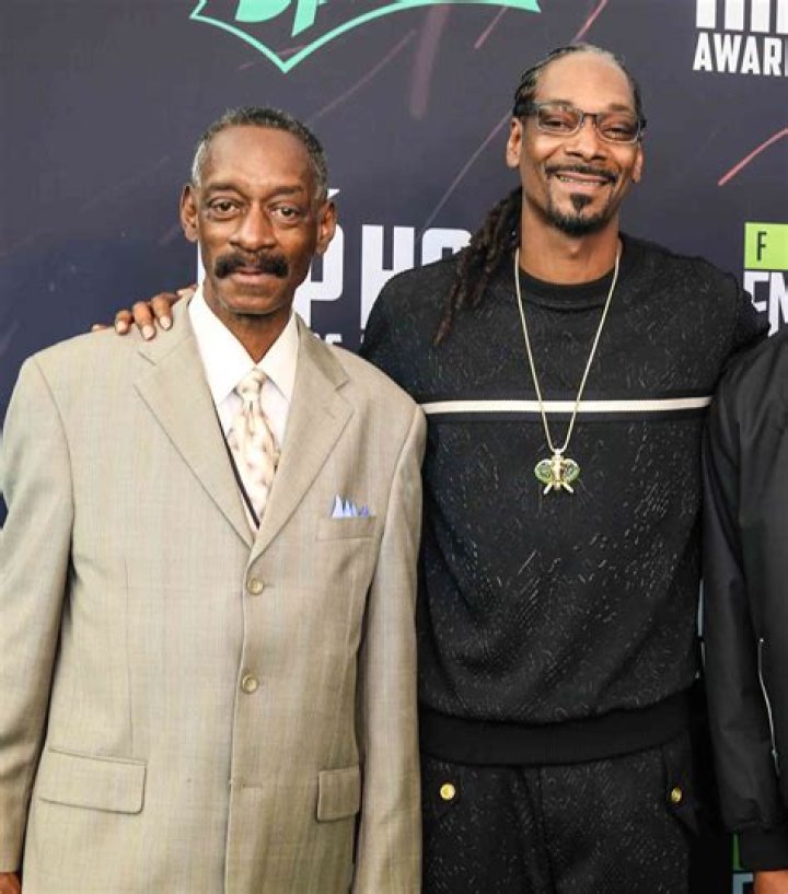 Snoop Dogg's Father: Meet Vernell Varnado & His Impact