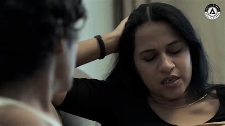 Watch Amateur Indian Porn Videos